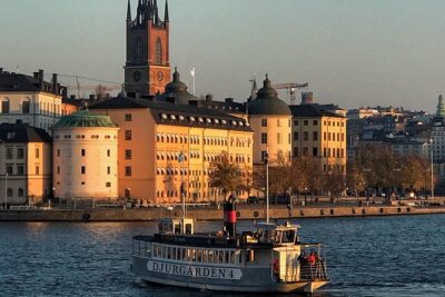 Best Stockholm Bike Tour. English, French or Spanish! - Meeting at Scheelegatan 15 and Getting Bike-Safe Fast