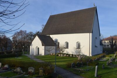 From Stockholm: Uppsala and Sigtuna Viking Sites Tour - Pickup, group size, and the Whispers headset trick