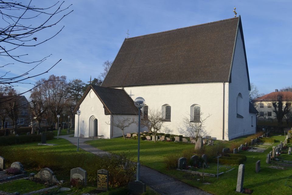 From Stockholm: Uppsala and Sigtuna Viking Sites Tour - Pickup, group size, and the Whispers headset trick