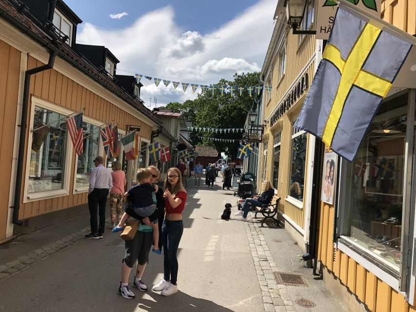 From Stockholm: Viking Culture Guided Tour with Transfer - Broby bro and the pagan grave field that holds over 1000 years