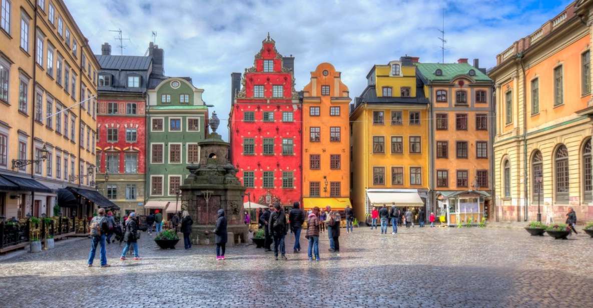 Gamla Stan: Essential Tour of Stockholm - Mårten Trotzigs gränd: why the narrowest street is more than a gimmick
