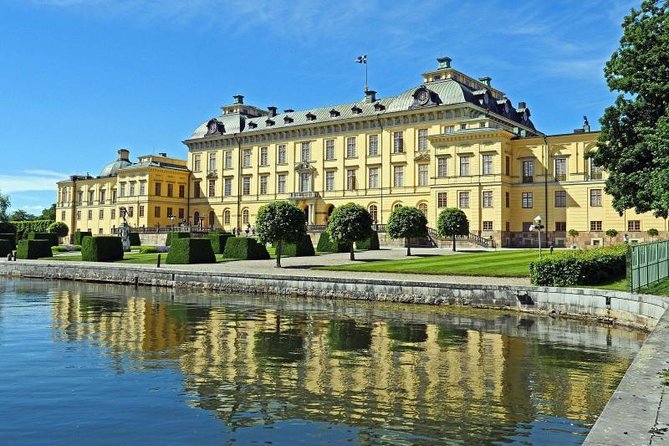 Grand Castle Tour Drottningholm and Gripsholm (private service) - A guided look at Stockholm: must-sees plus Swedish culture