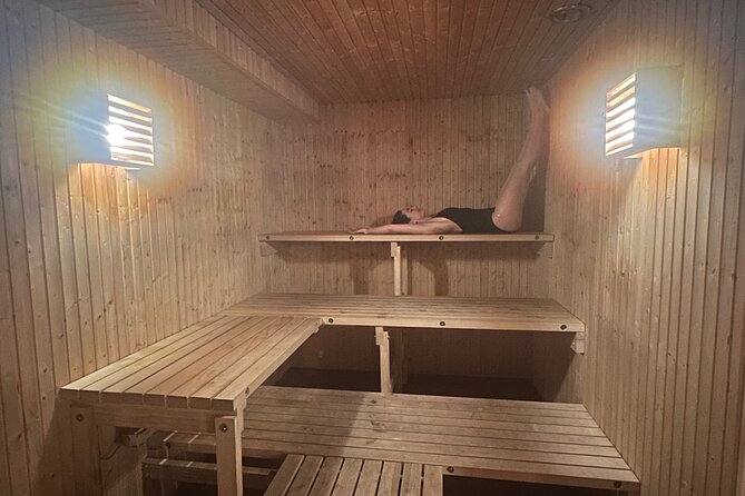 Icebathing and Sauna, Forest Hike and Fireplace Lunch - Private - Swedish Sauna and Ice-Bathing: the rhythm you’ll follow