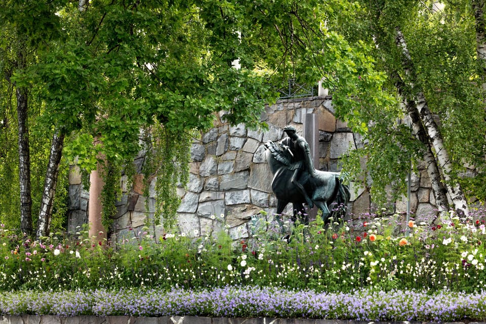 Millesgården Museum: sculpture park and art galllery - Lanthandel lunch stop: recharge without breaking the day