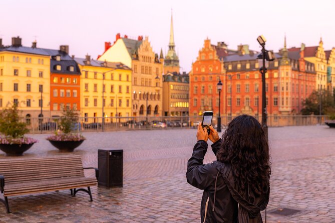 Private Golden Hour Photo Walk in Stockholm - Who should book this photo walk (and who might not)