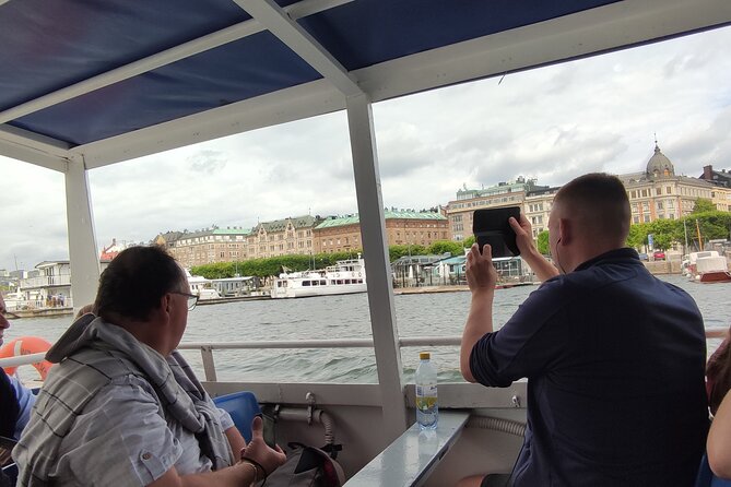 Stockholm- A Beauty On The Water: Old Town Walking Tour and Boat Trip Combined - Lejonbacken Photo Point and the Royal Garden Statue of Karl XII