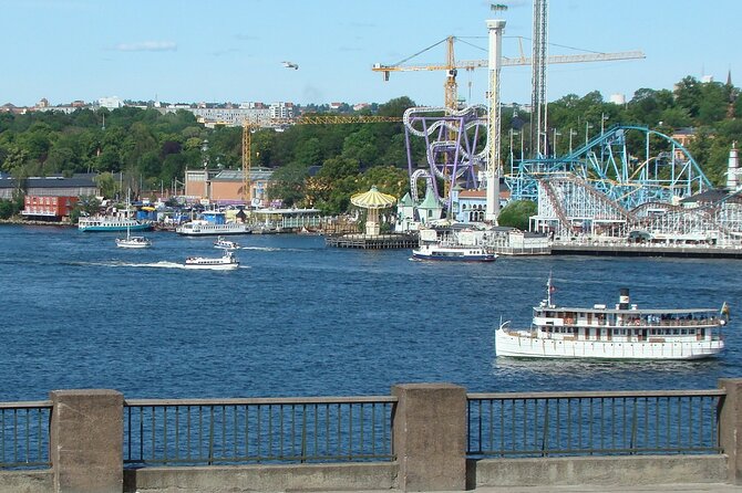 Stockholm- A Beauty On The Water: Old Town Walking Tour and Boat Trip Combined - Slottsbacken and the Palace Chapel: What You See Inside
