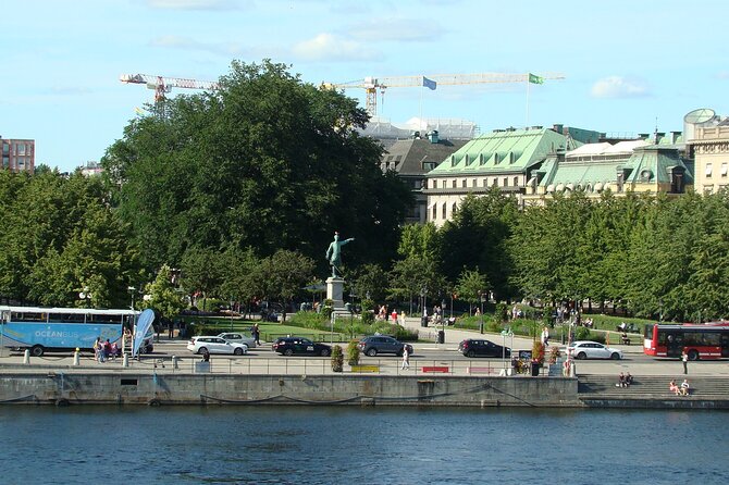 Stockholm- A Beauty On The Water: Old Town Walking Tour and Boat Trip Combined - Strömkajen Canal Cruise: Djurgårdsbrunn Views and Audio in English