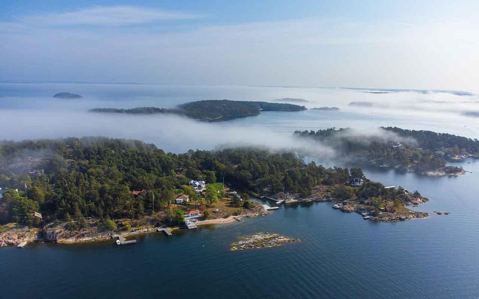 Stockholm: Archipelago Boat Tour - Choosing your seat: outside deck for views, inside for comfort