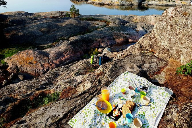 Stockholm Archipelago Kayaking Day Tour - Meeting at Kungsbro Strand 21: Timing and Getting Set Up Fast