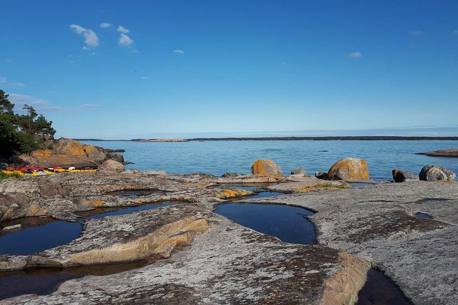 Stockholm Archipelago Kayaking Day Tour - The Midday Break: Dip, Swedish Lunch on the Rocky Shore, and How to Time Your Energy