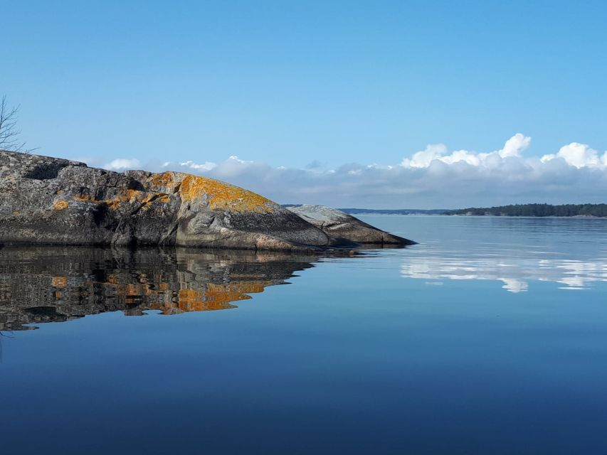Stockholm Archipelago RIB Speed Boat Tour with Swedish Fika - Hold on for 40 mph: what the RIB ride feels like