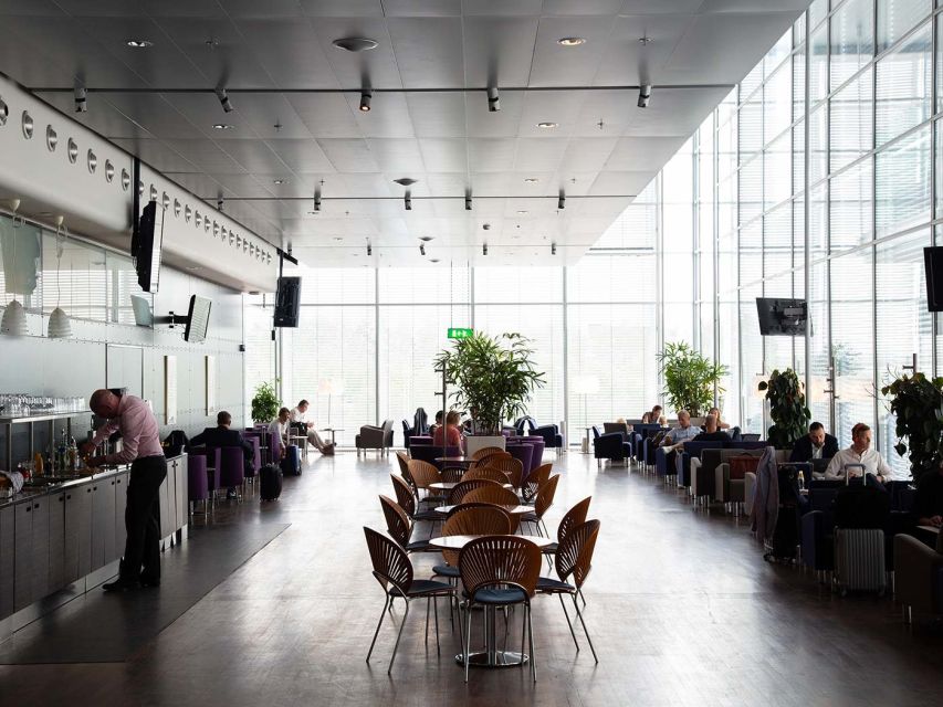 Stockholm Arlanda Airport (ARN): Premium Lounge Entry - What the Lounge Feel Is Like: Seating Zones and Runway Awareness
