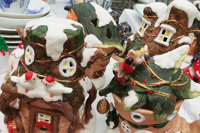 Stockholm Christmas Tour and Food Tasting Experience - Getting started at Stortorget near the Nobel Prize Museum