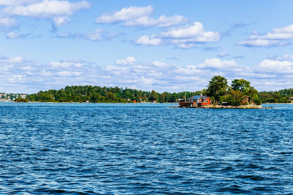 Stockholm: City Archipelago Sightseeing Cruise with Guide - Key things that make this cruise worth your time