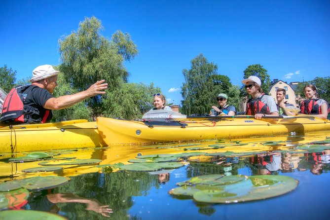 Stockholm City Kayak Tour - Getting ready: safety briefing, sheltered practice, and double-kayak comfort