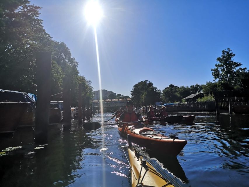 Stockholm: Daytime Kayak Tour in Stockholm City - Passing Bridges and Colorful Waterfronts: The Best Part Is the Slow Glide
