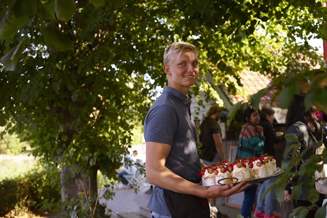 Stockholm Fika Tour - Licorice and coffee culture: the two flavors that define the vibe