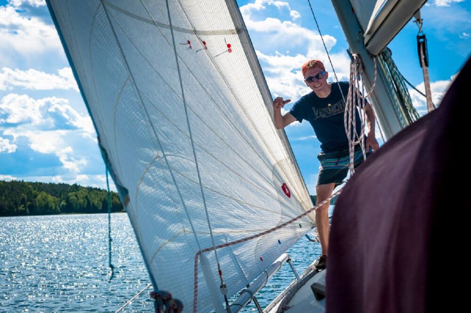 Stockholm: Full Day Archipelago Sailing Tour with Lunch - Nature harbor docking: the calm version of “arriving”