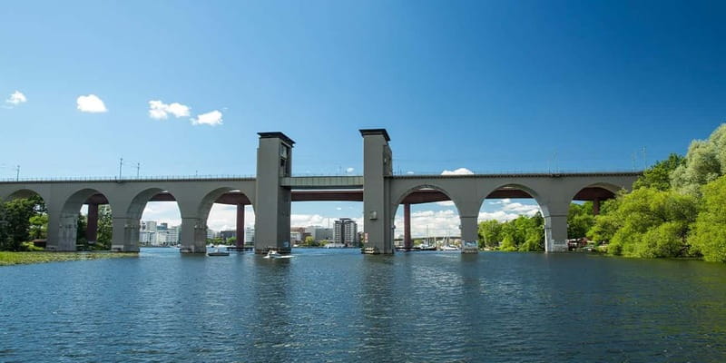 Stockholm: Highlights Boat Tour - Meeting point and practical logistics: Strömkajen Gate C