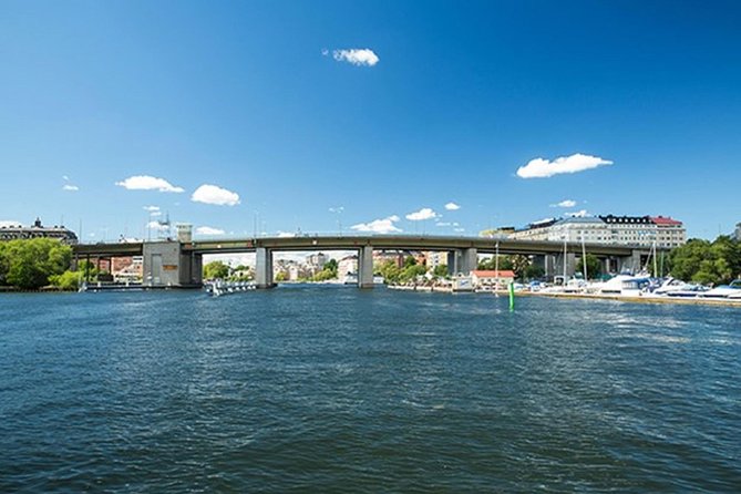 Stockholm: Highlights Boat Tour - What you see: Old Town, Södermalm, Essingen, and the modern waterfront