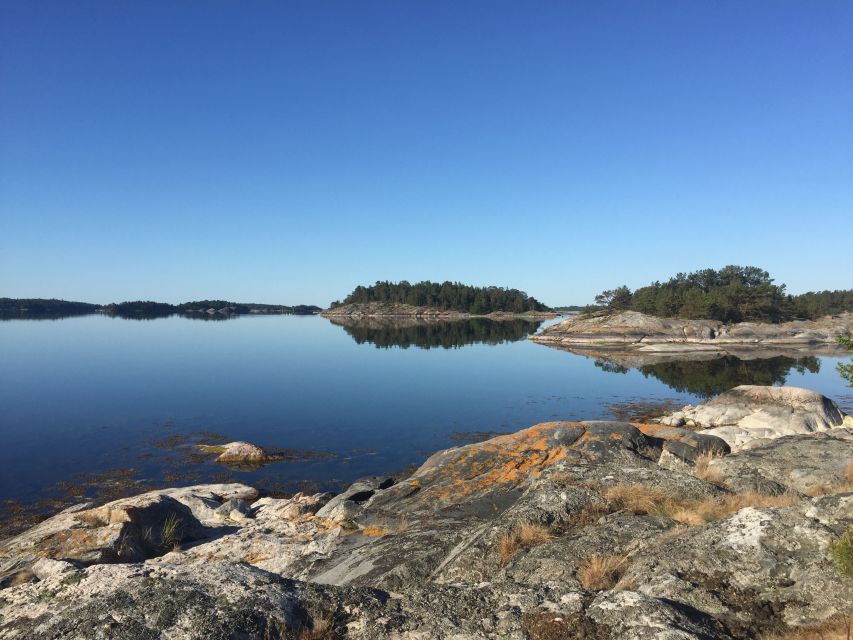 Stockholm: Morning Kayak Tour in the Archipelago with Lunch - The archipelago paddle plan: 2 hours out, a reset break, then 2 hours back