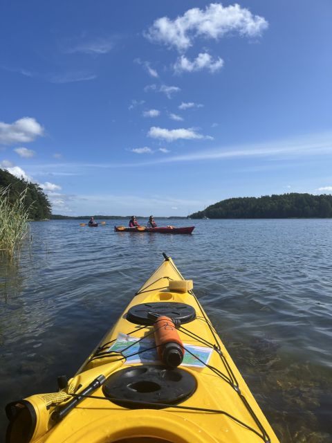 Stockholm: Morning Kayak Tour in the Archipelago with Lunch - Landing on island time: the lunch break with campfire cooking