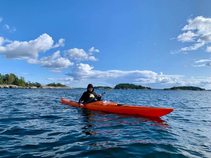 Stockholm: Morning Kayak Tour in the Archipelago with Lunch - What’s provided (and what you should bring)