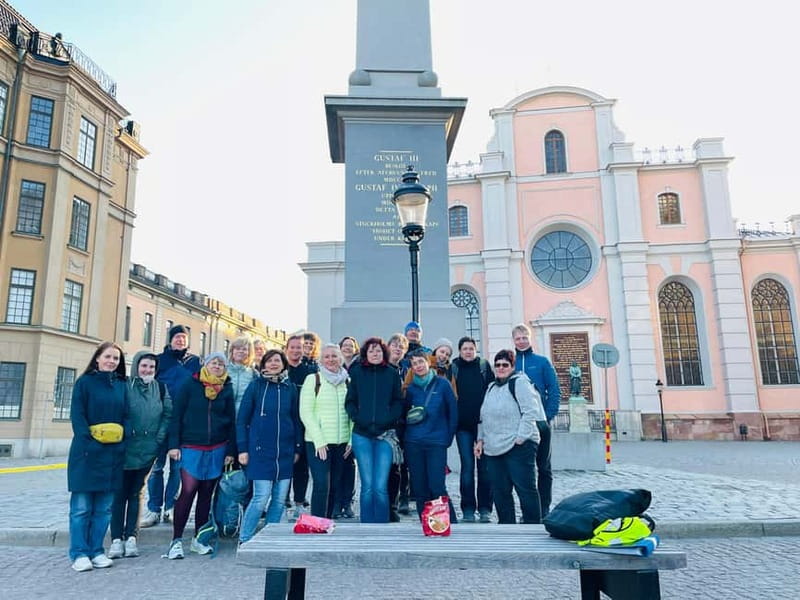 Stockholm: Old Town Guided Walking Tour (English / Deutsch) - Stortorget and the Nobel Prize Museum: from medieval squares to modern icons