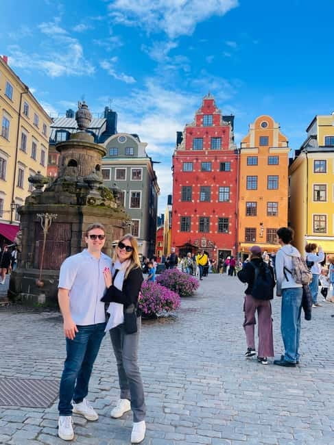 Stockholm: Old Town Guided Walking Tour (English / Deutsch) - Ending near Gustav III’s Obelisk, with fika and next-step ideas