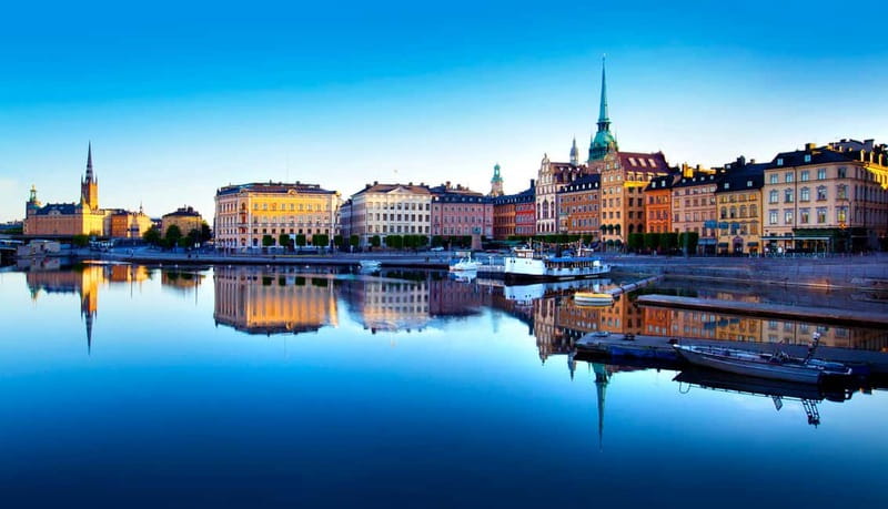 Stockholm: Old Town Historical Walking Tour - The heart of the tour: squares, oldest streets, and “how Stockholm formed”