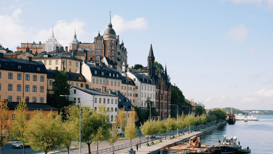 Stockholm: Old Town Walking Tour, stories and secrets - Key tour highlights to look for