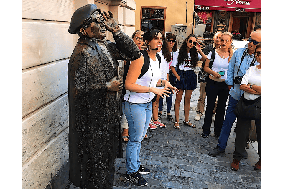 Stockholm: Old Town Walking Tour with Local Guide - Ending outside the Royal Palace: the grand close