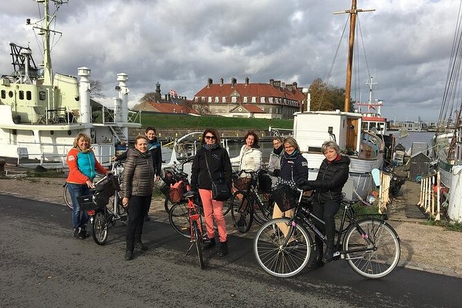 Stockholm Private Custom Walking Tour with A Guide (Private Tour) - How the custom walking format works in Stockholm