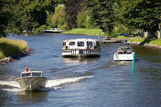 Stockholm: Royal Djurgården Boat Tour - Cruise Along the Djurgården Canal: Views That Keep Changing