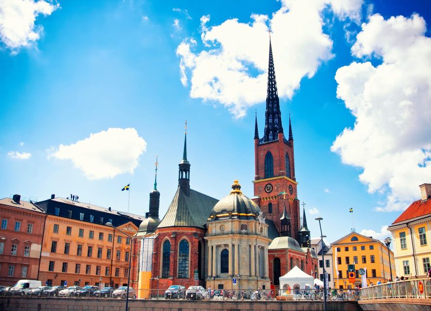 Stockholm Royal Palace Museums Gamla Stan Skip-the-line Tour - Guide Quality in a Private Tour: The Difference You Feel
