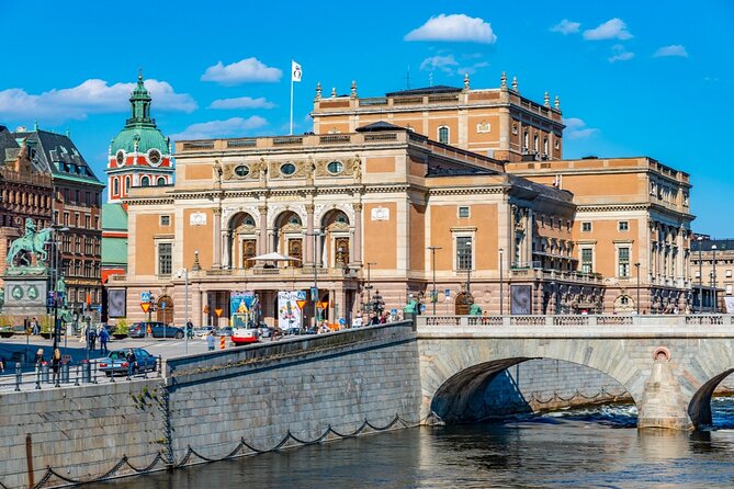 Stockholm Troll Hunt: Self-Guided Old Town Adventure - Stop 4: Royal Armoury and the story behind ceremonial weapons