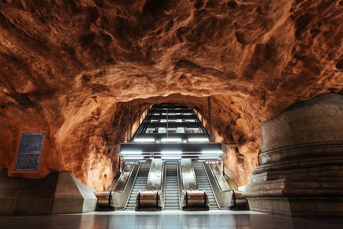 Stockholm: Underground Metro Art Ride with a Local - Getting confidence on the metro, not just photos