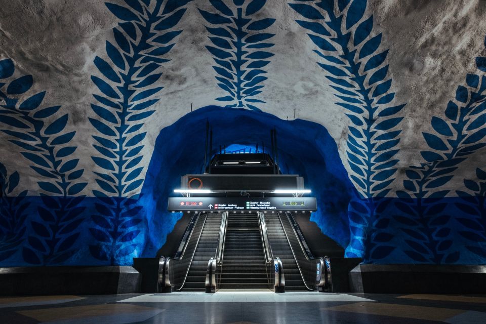 Stockholm: Underground Metro Art Ride with a Local Guide - The Archaeology Surprise: Ancient Columns in the Metro