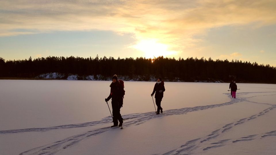 Stockholm: Winter Snowshoe Full-Day Hike - Getting ready: winter clothes you actually need