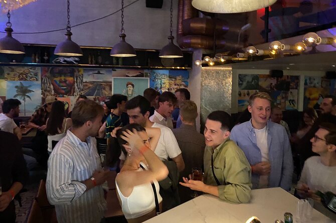 Stockholm's Best Pub Crawl - The guide factor: Sonja and Greg’s different strengths