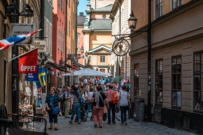 Stockholm's Old Town & Vasa Museum Private Walking Tour - Skeppsbron ferry to Djurgården: a short ride that resets your day