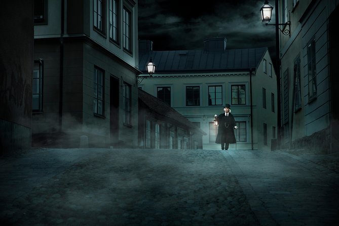 The Original Stockholm Ghost Walk and Historical Tour - Gamla Stan - The Guide Factor: Lantern Stories and Big Stage Energy